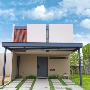 Casa Alondra, Zakia Ziré