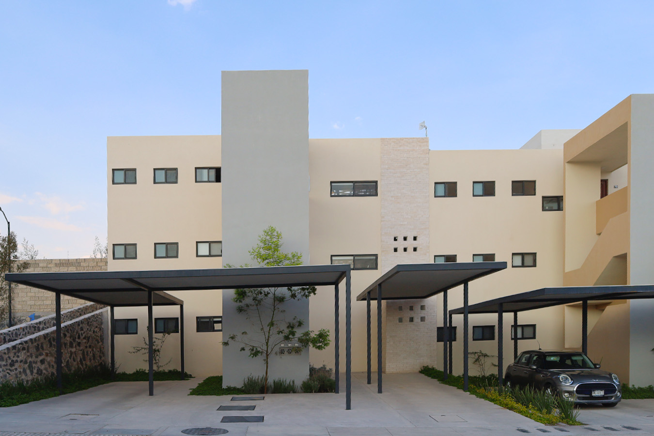 Departamento Silvana, Zarú